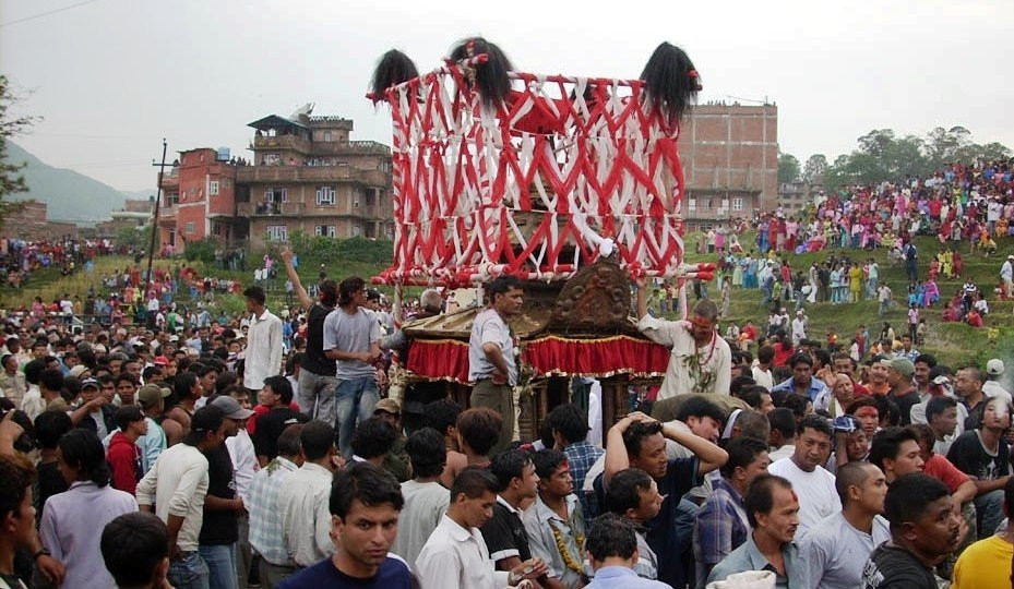 बनेपामा तीन दिनसम्म मनाइने  ऐतिहासिक चण्डेश्वरी जात्रा सुरु