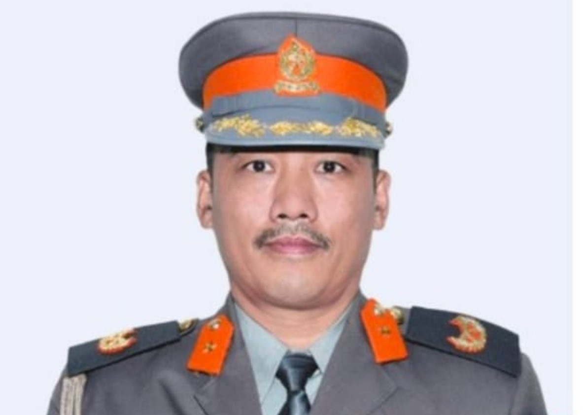 सशस्त्र प्रहरीका डिआईजी ठाडा मगर अतिरिक्त महानिरीक्षकमा बढुवा