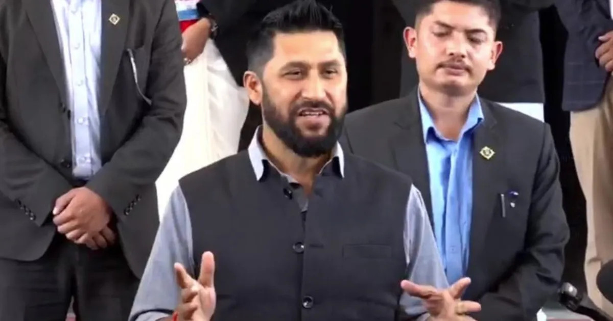 रास्वपाका सांसदलाई रविका १२ बुँदे निर्देशन