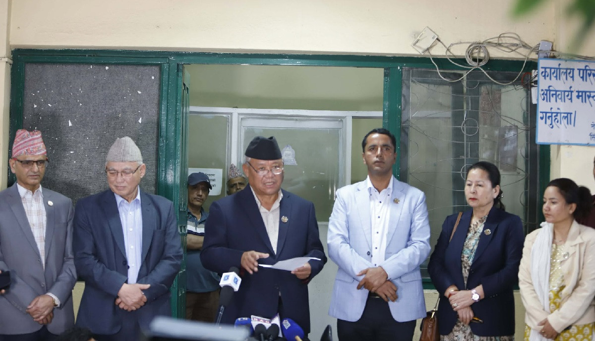 म्याग्दीमा हावाहुरीले विद्यालयको छानो उडायो, पठनपाठन प्रभावित