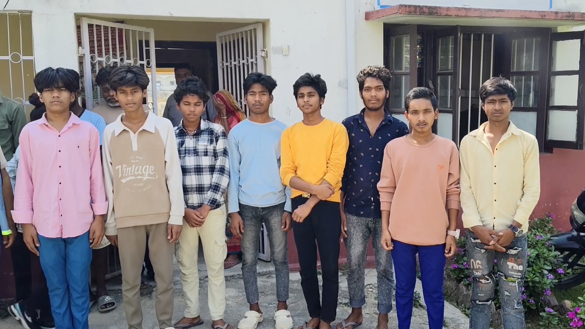 भारतको रक्सौलबाट ८ जना नेपाली किशोरको उद्धार