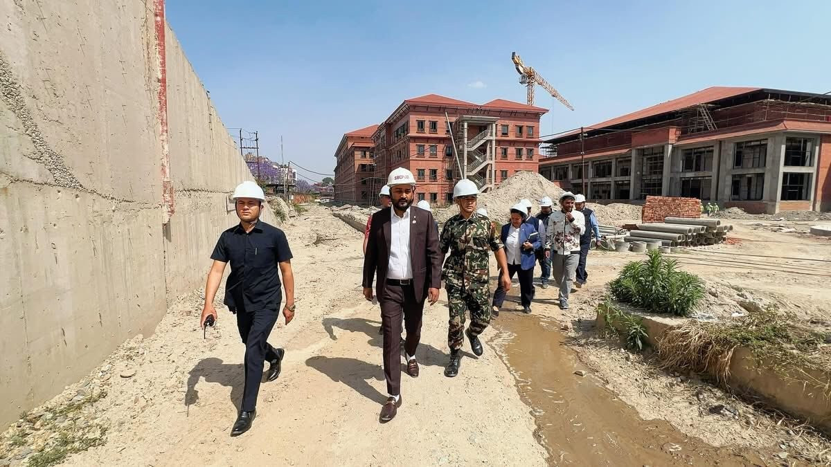 सिंहदरबारमा जेठभित्र मेलम्चीको खानेपानी जडान गरिँदै