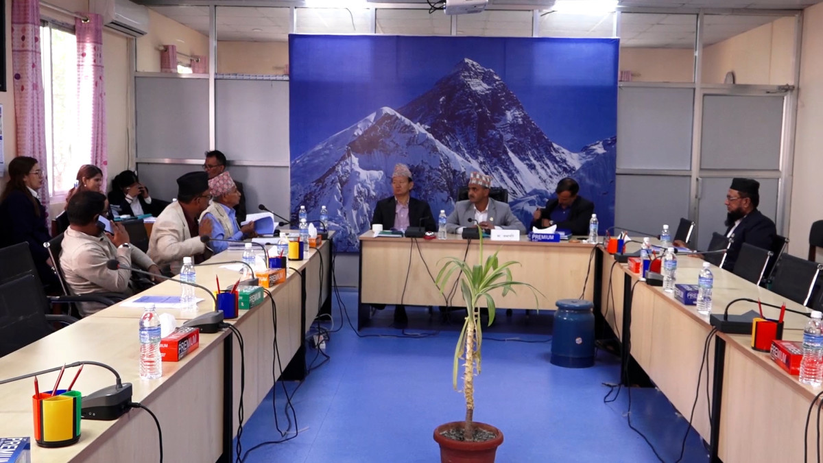 ‘एक घर एक धारा’ कार्यक्रमको पूणरुपमा कार्यान्वयन गर्न संसदीय समितिद्धारा सरकारको ध्यानाकर्षण