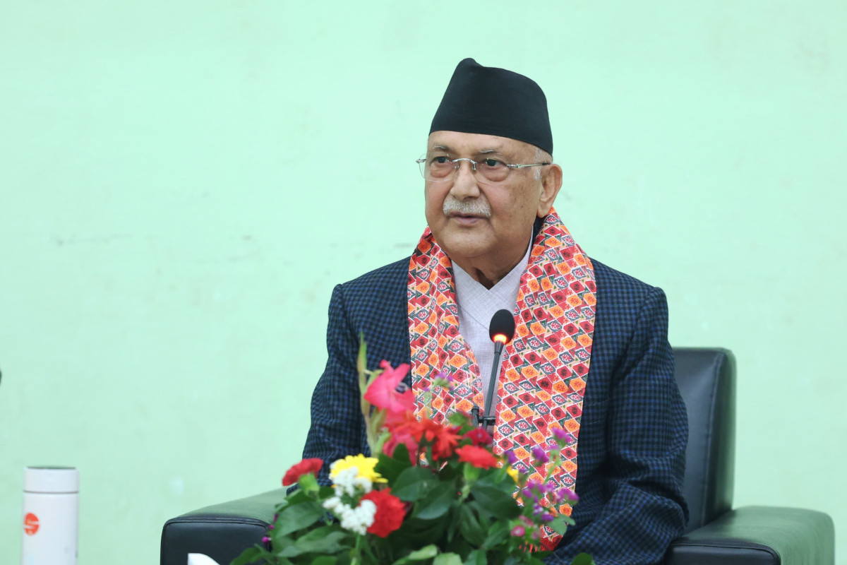 एमालेविरुद्ध आक्रमण जारी छः अध्यक्ष ओली