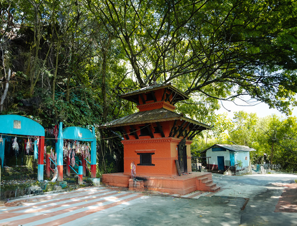 धार्मिक पर्यटकीय गन्तव्य बन्दै मालिका मन्दिर, जहाँ चिच्याएर वर माग्नुपर्छ