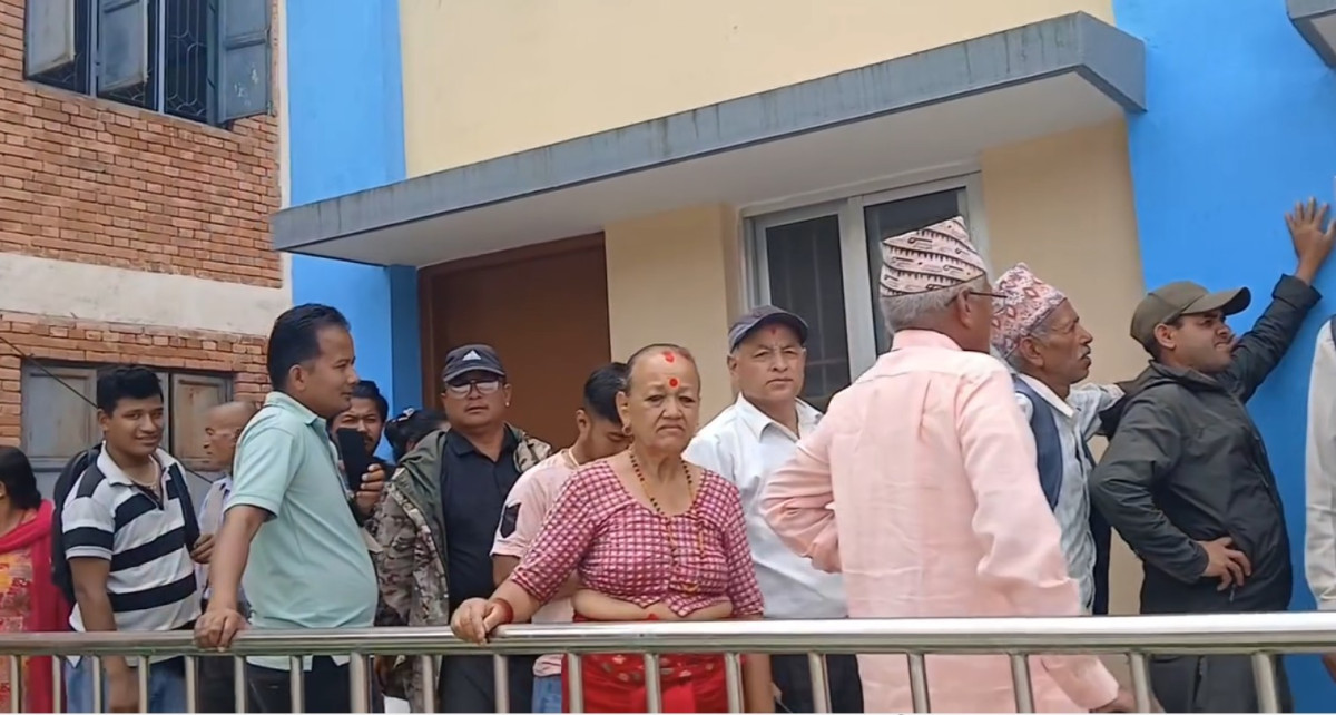 बीमा २.jpg