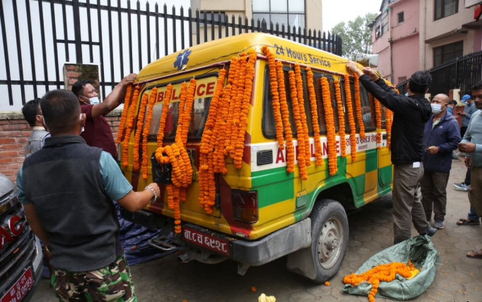 जेनजी आन्दोलनमा ज्यान गुमाएकाहरुको अन्त्येष्टि गरिँदै