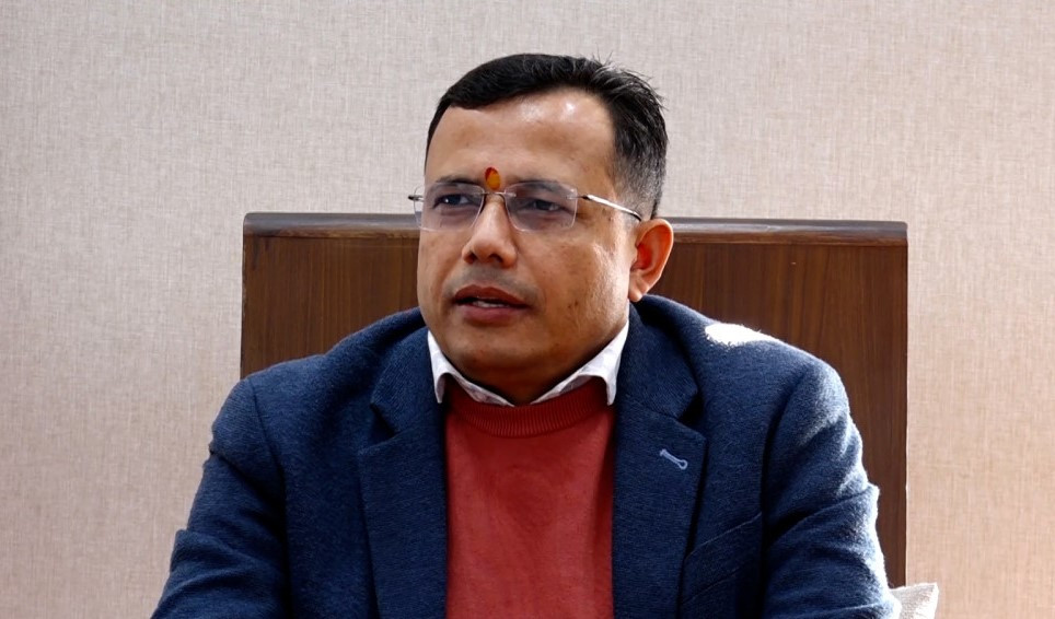 विदेश रहेका नागरिकलाई मतदानमा सहभागि गराउने विकल्पसहति सुझाव दिन नीति अनुसन्धान प्रतिष्ठानलाई जिम्मेवारी