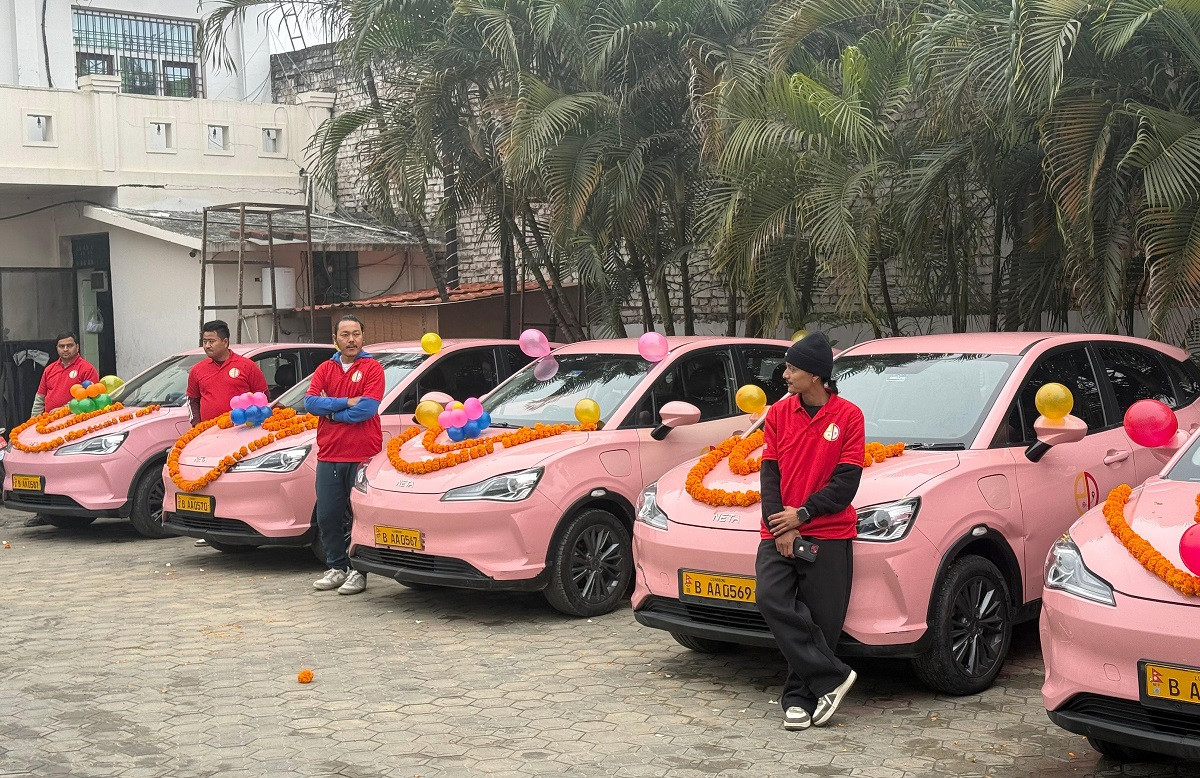 नेपालगञ्जमा ‘ई–ड्राइभ नेपाल’ ट्याक्सी–मोटरसाइकल सेवा सञ्चालन, युवालाई स्वदेशमै रोजगारीको अवसर