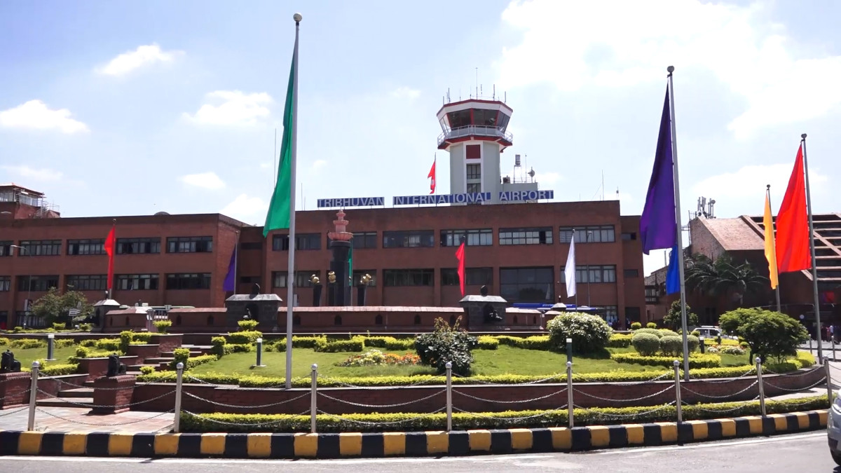 त्रिभुवन अन्तर्राष्ट्रिय विमानस्थलबाट १.२५ लिटर गाँजा तेलसहित अमेरिकी नागरिक पक्राउ