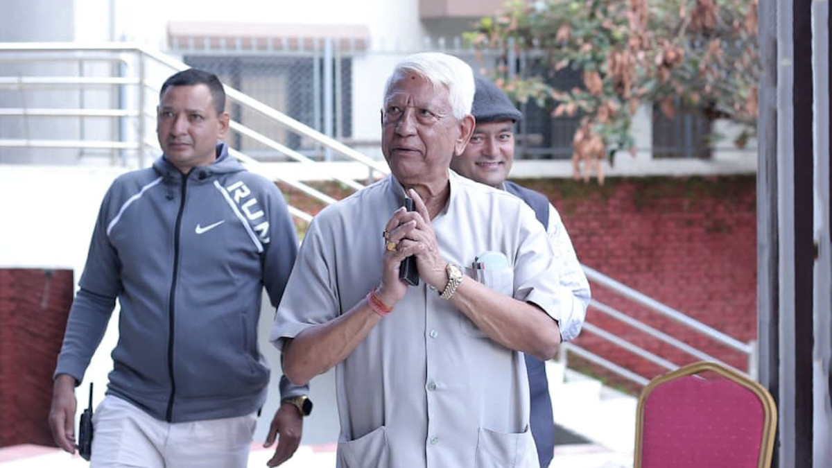 संविधान सशोधन गर्न पूर्वप्रधानन्यायाधीश वा संवैधानिक विज्ञको नेतृत्वमा आयोग गठन गर्नुपर्छः नेता केसी