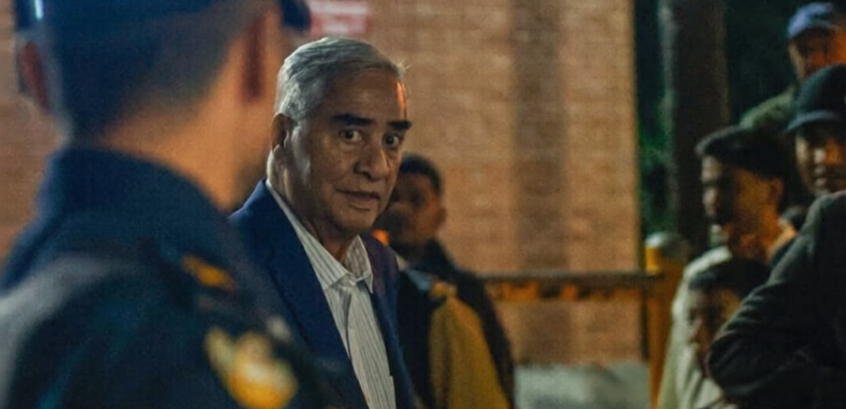 सर्वोच्चको फैसलापछि देउवा–खड्का पक्ष आन्तरिक छलफलमा