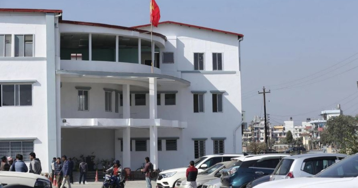 उपाध्यक्ष पौडेल पक्राउपछि एमालेले बाेलायाे संसदीय दल र सचिवालयको बैठक