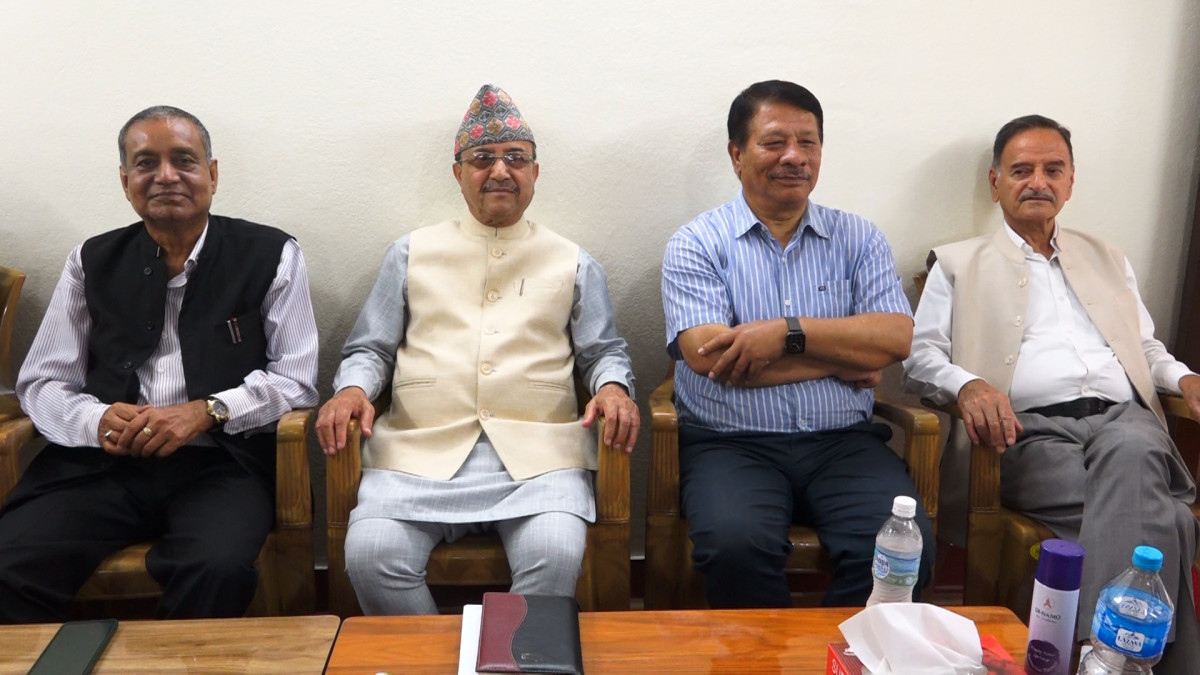 काँग्रेसका नियमित महाधिवेशन पक्षधर नेताहरुले भने–एकता वा नयाँ पार्टी निर्माण गर्ने भन्नेमा अब ढिला नगरौँ