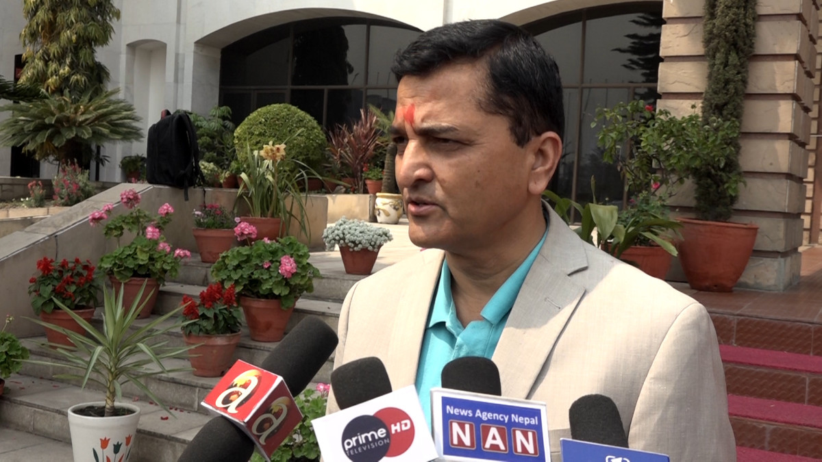 ओली निवास घटनापछि योगेश भट्टराईको असन्तुष्टि
