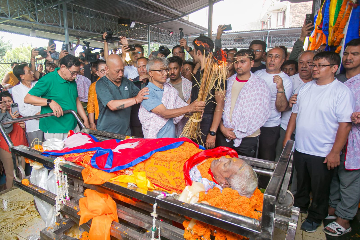 जनकवि दुर्गालाल श्रेष्ठको शोभा भगवतीमा अन्त्येष्टि