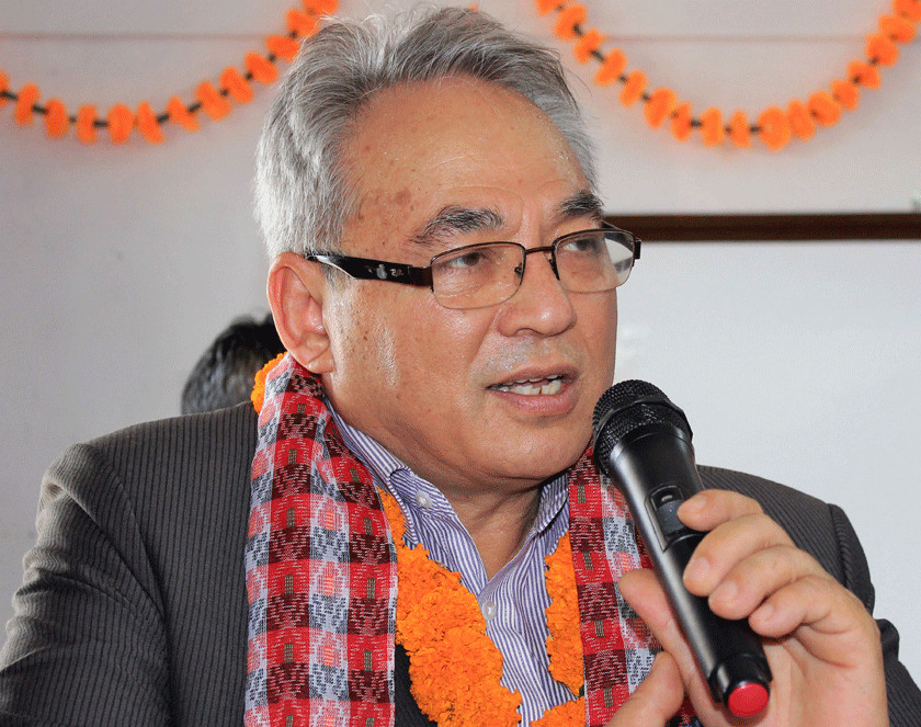 प्रधानमन्त्री सहित सरकार पुनर्गठनका लागि पहल गर्न रास्वपा सभापति लामिछानेलाई एमालेको आग्रह