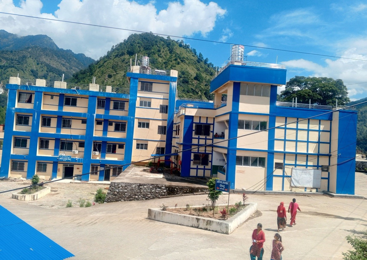 जिल्ला अस्पताल, बाजुरामा जटिल शल्यक्रिया हुन थालेपछि बाजुरावासी खुसी