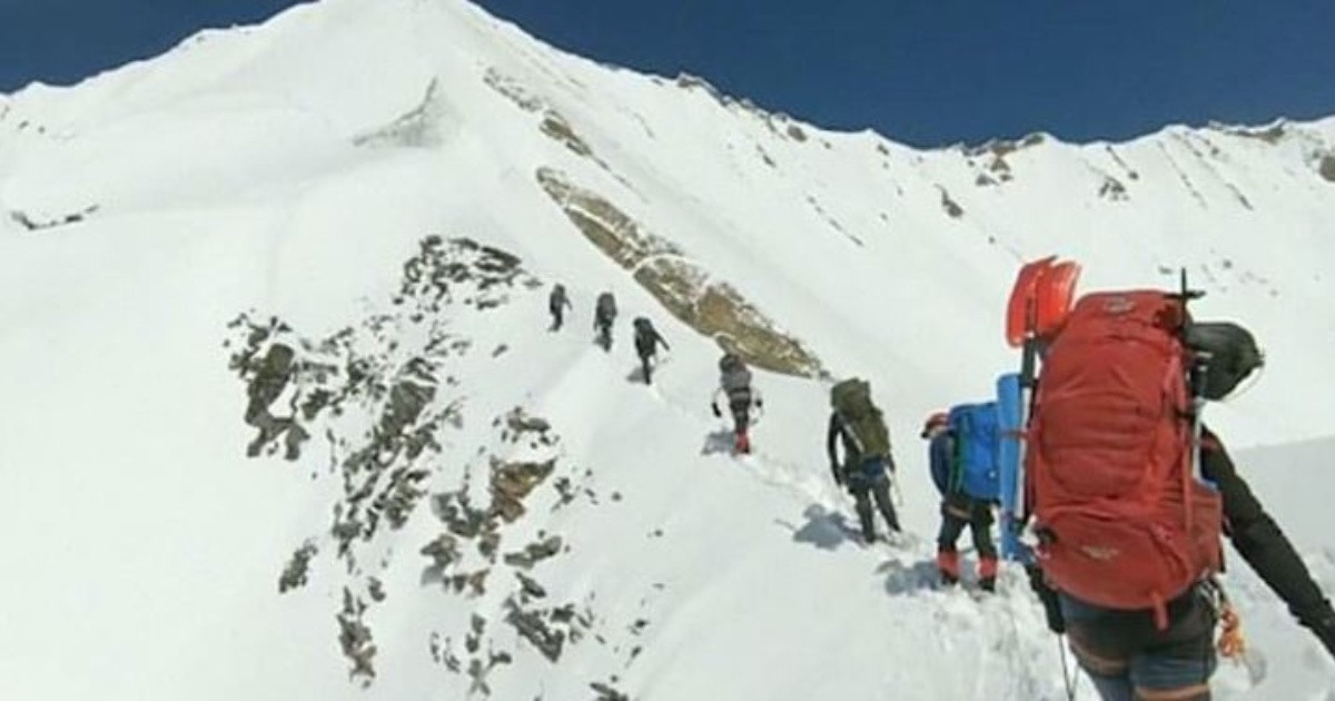 हिउँपहिरोमा पुरिएर मनास्लु हिमालमा २ जनाको निधन