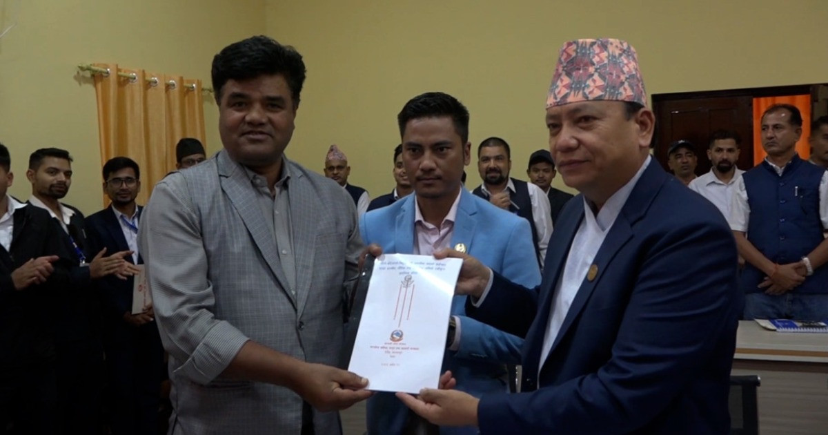 भोटेकोशी बाढीको प्रतिवेदन बागमती प्रदेश सरकारलाई पेस