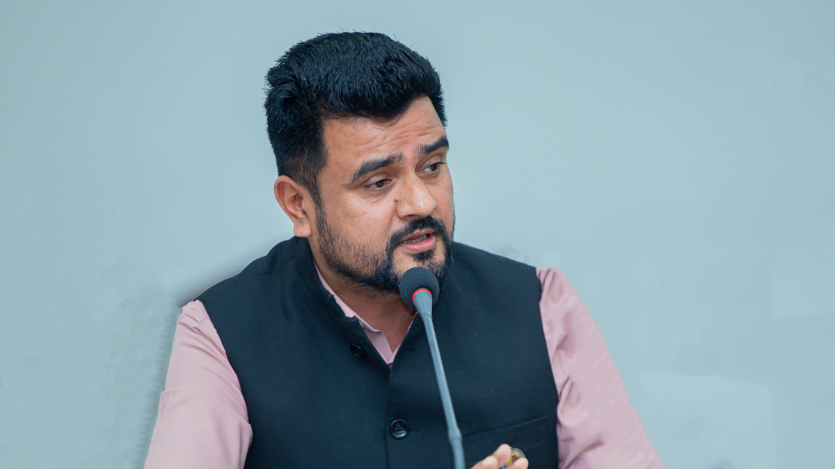 रास्वपा सांसद राजीव खत्रीमाथि अनुसन्धान गर्न सरकारलाई सिफारिस